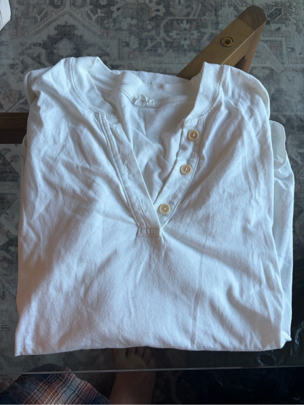 Wilfred White Long-Sleeve Henley Top